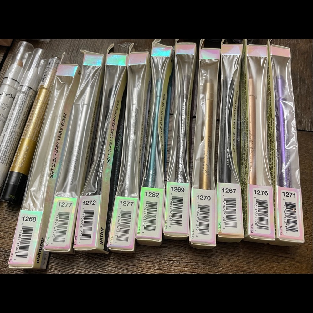 Hard Candy Stroke of Gorgeous Pencil Eyeliner